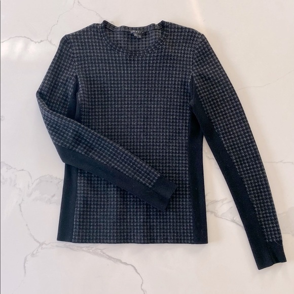 SOLD Theory herringbone sweater - Picture 1 of 3